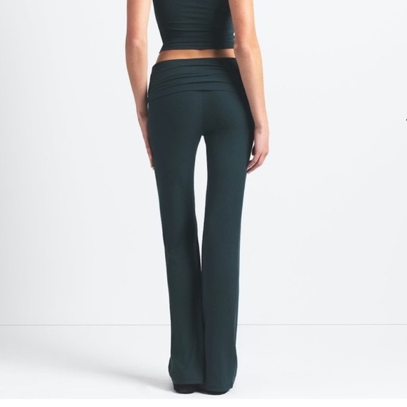 Skims Soft Lounge Foldover Pant - Picture 3 of 6